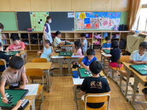 新荘小学校放課後学級オセロ講座