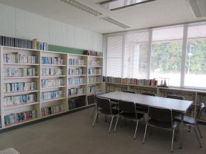 大場市民センター図書室