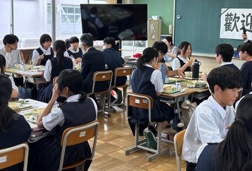 交流給食３