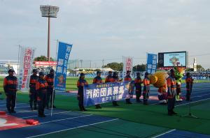 ピッチ内PR活動の様子