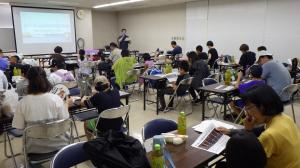 茨城水産㈱さんから鮭の説明の様子１