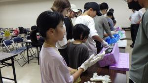 常洋水産㈱さんから鮭の説明の様子４