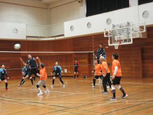ソフトバレーボール試合の様子