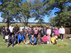 グランドゴルフ大会集合写真