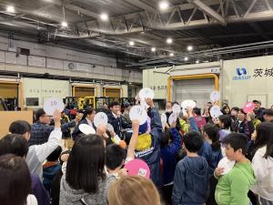 模擬セリの様子２