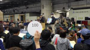 模擬セリの様子4