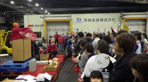 模擬セリの様子5