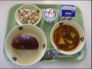 給食の写真