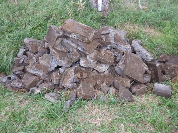 廃棄物のゲリラ的不法投棄の写真