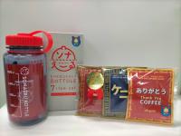 クリスマス献血キャンペーンの記念品(ドリップバッグコーヒーセット、防災セット)の写真