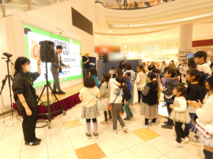 さっくん○×クイズの様子