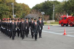 分列行進旗なし