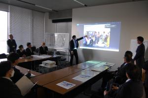 情報交換会の様子（林野地図を活用）