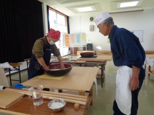 そば打ち体験教室写真4