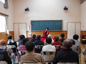 落語会上演中の様子2枚目