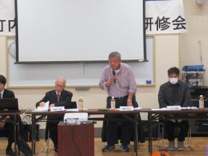 坂本部会長の説明が行われました