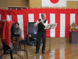 フルート演奏の様子