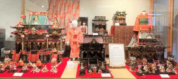 御殿雛展示風景
