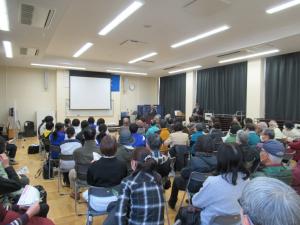 映画鑑賞会の会場の様子です