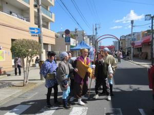 水戸黄門様ご一行の様子