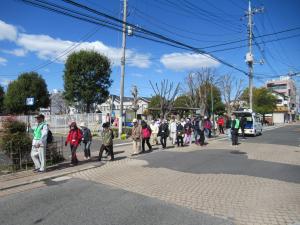 歩く会の様子