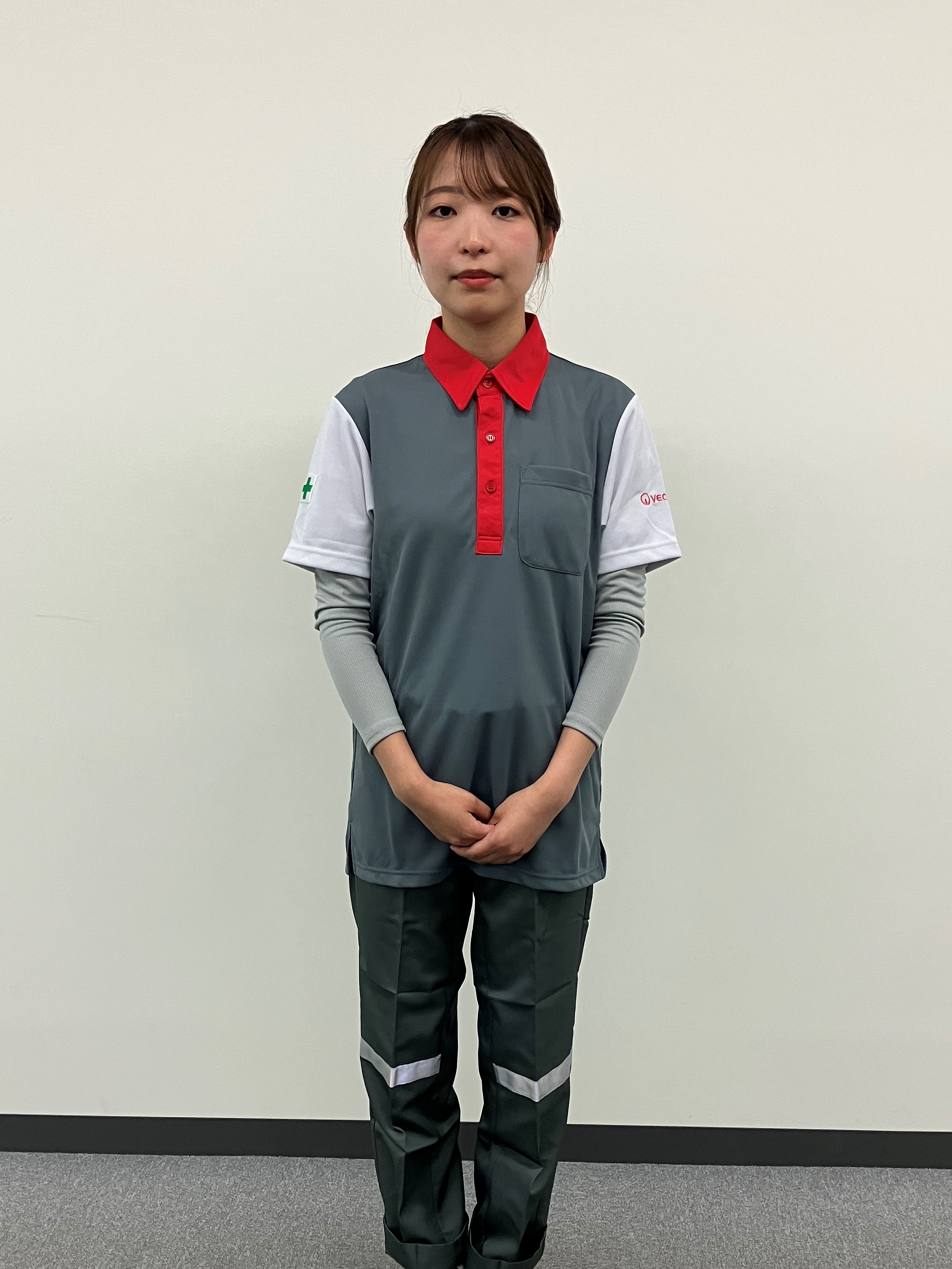 夏服　女性