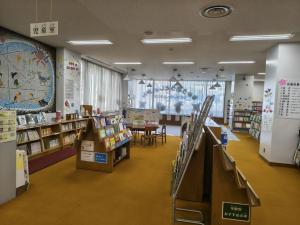 中央図書館児童室