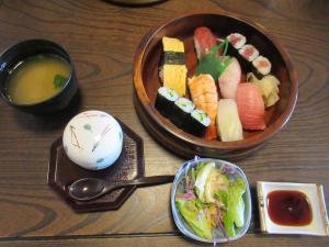 昼食の写真