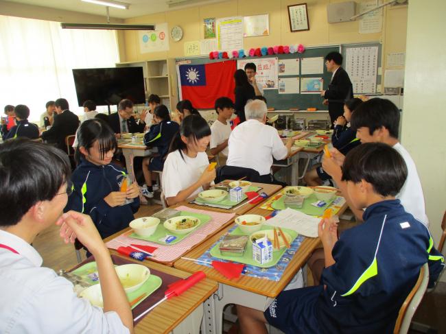 交流給食７