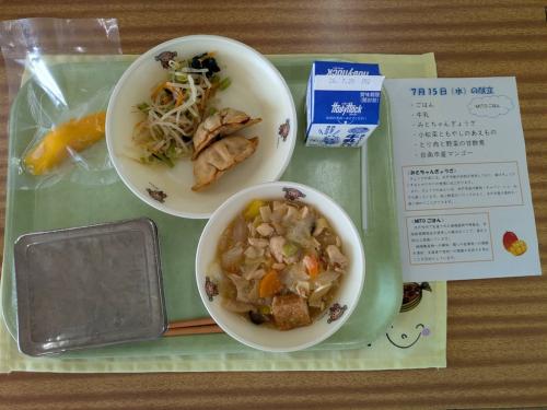 給食の写真
