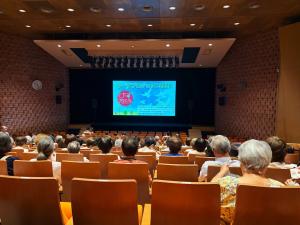 映画『劇場版 荒野に希望の灯をともす』上映会01