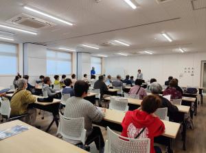 IT大学校見学の様子写真①