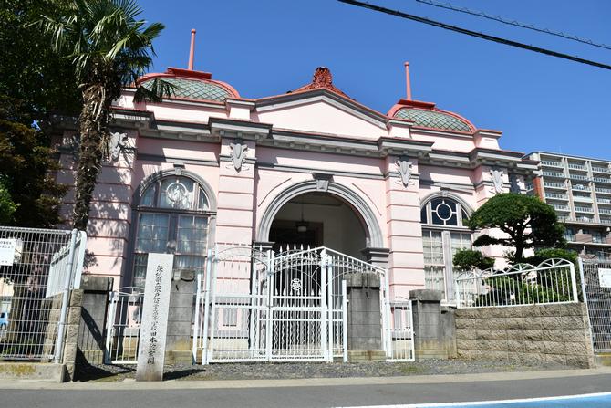 水戸商業旧本館玄関