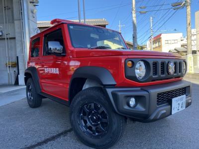 ジムニーシエラ右斜めの写真